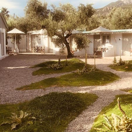 Barreira Beachfront Rooms 6 Kalamata Zewnętrze zdjęcie